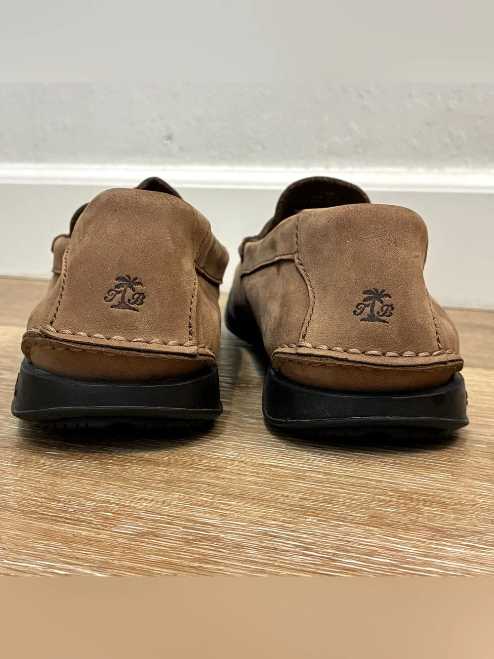 Tommy Bahama Slip-on Loafers Feature A Brushed Olive Brown Leather Men’s 13 M